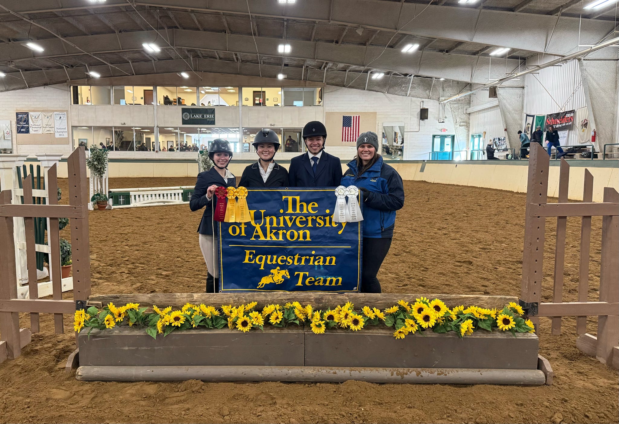 Equestrian team - mag 1 .jpeg